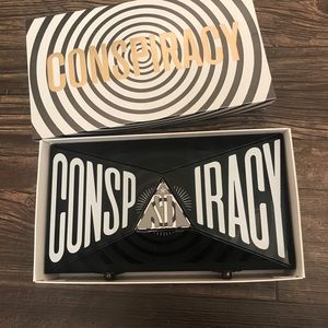 The Conspiracy Palette